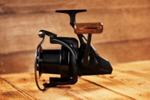 8K SPINNING REEL
